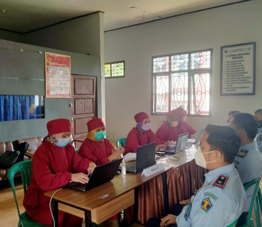 Cegah Kluster Lapas, Sebanyak 30 Pegawai Lapas Way Kanan Ikuti Vaksinasi Covid-19 Dosis Pertama