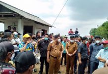 Gunakan Cara Persuasif, Bupati Musa Ahmad Redam Masyrakat yang Berselisih Paham