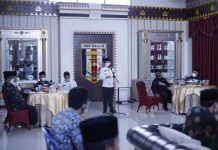 Bupati Way Kanan Lepas Kafilah MTQ Ke-48 Tingkat Provinsi Lampung Tahun 2021