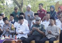Anggota DPRD Way Kanan Hadiri Pelepasan Calon Jamaah Haji Tahun 2023