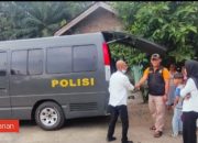 Polres Way Kanan Polda Lampung, mengantarkan HAM (49) ODGJ warga Kelurahan Campur Asri