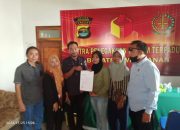 Diduga Money Politik, Paslon Nomor Urut 01 di Laporkan Warga ke Gakkumdu Way Kanan 