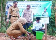 Plt. Bupati Ayu Asalsiyah Tanam Sejuta Pohon Matoa Bersama Kemenag Way Kanan